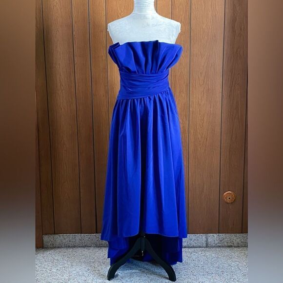 ML MONIQUE LHUILLIER Strapless asymmetric pleated taffeta gown size 4 - Picture 4 of 11